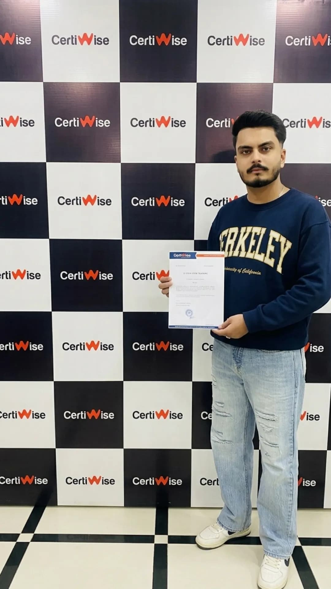 Certificate ceremony at Certiwise